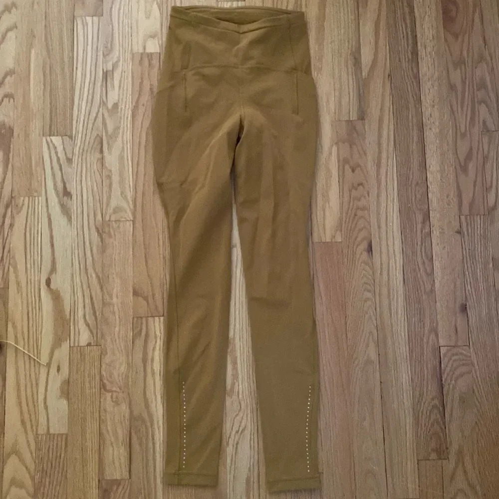 Lululemon sz 2 Fast and Free reflective high rise‎ tights  NWOT